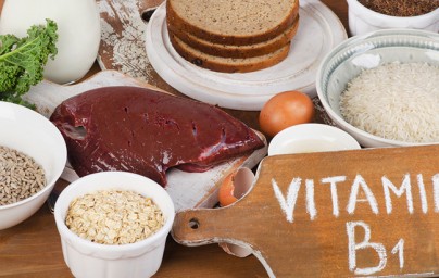Tiamin (vitamin B1) Tiamin (vitamin B1)
